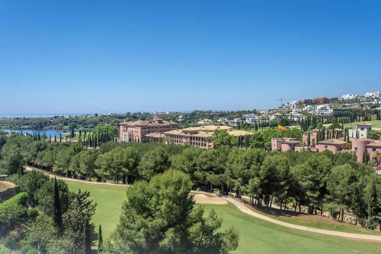Duplex Penthouse With 3 Bedrooms Estepona 0*,